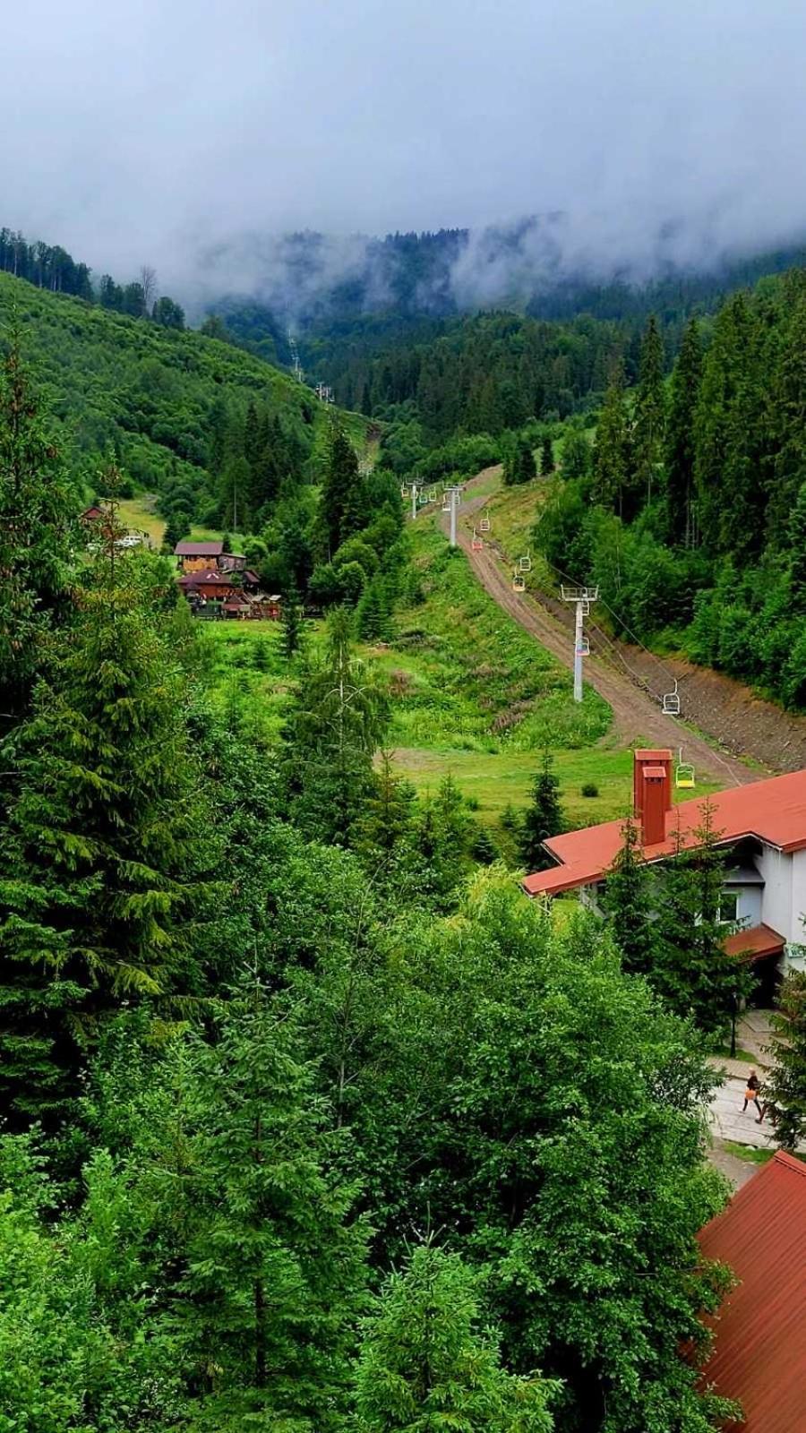 Готель На горбі Славське Екстер'єр фото